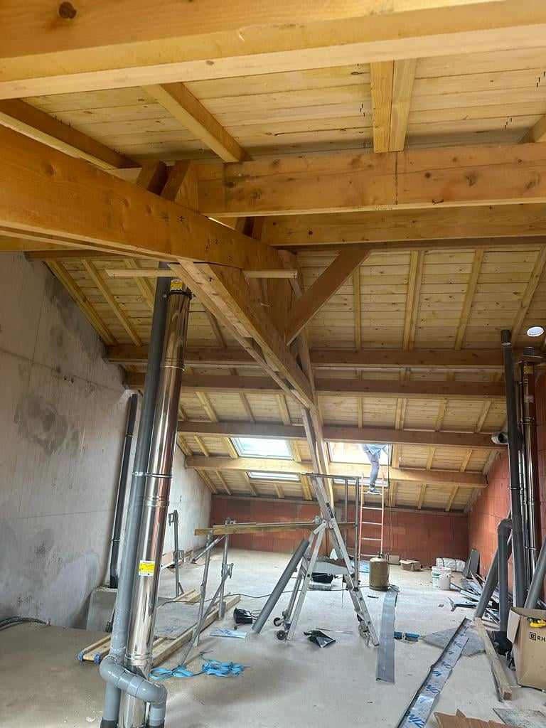 Charpente bois — chantier EZO